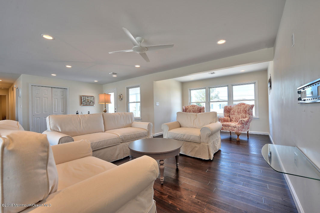 33 Kansas Road Little Egg Harbor, NJ 08087 - Photo 6 of 46 KANSAS 06