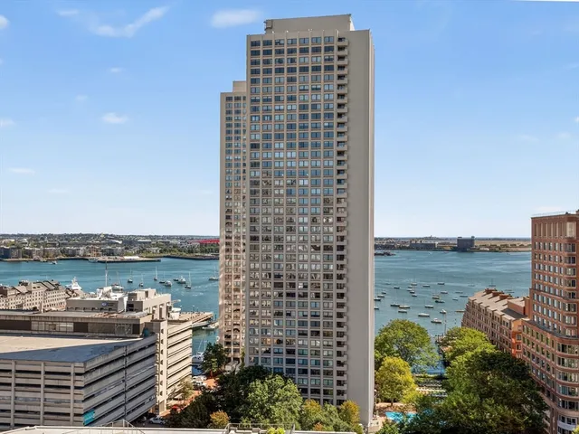 $7,800 | 65 East India Row, Unit 6F, Boston, MA 02110