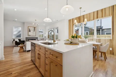 $995,000 | 1621 A Northview Avenue, Nashville, TN 37216