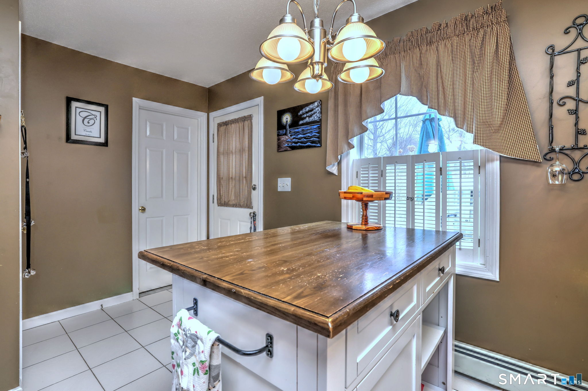 6 Laura Avenue Prospect, CT 06712 - Photo 18 of 38