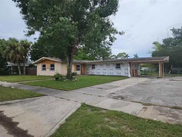 $250,000 | 606 49th Street West, Bradenton, FL 34209