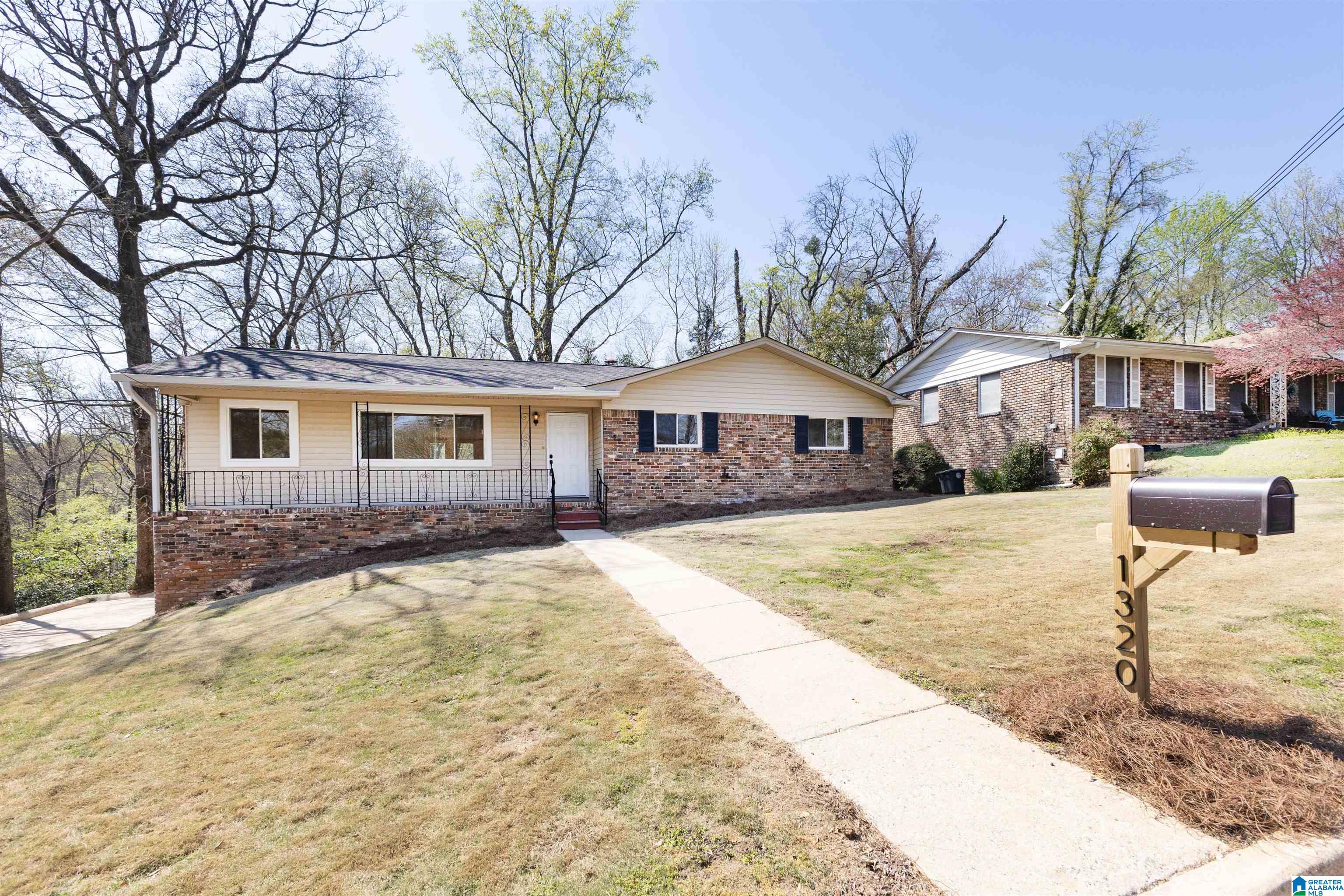 1320 Southhall Road Birmingham, AL 35213 - Photo 3 of 32