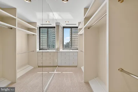 $2,150,000 | 1530 Key Boulevard, Unit 1310, Arlington, VA 22209