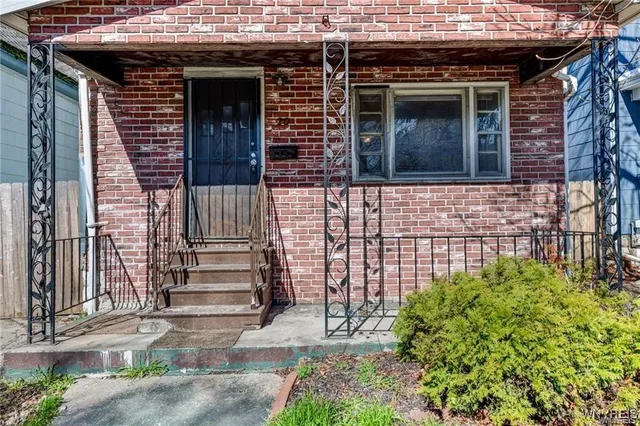 $99,000 | 20 Wood Avenue, Buffalo, NY 14211