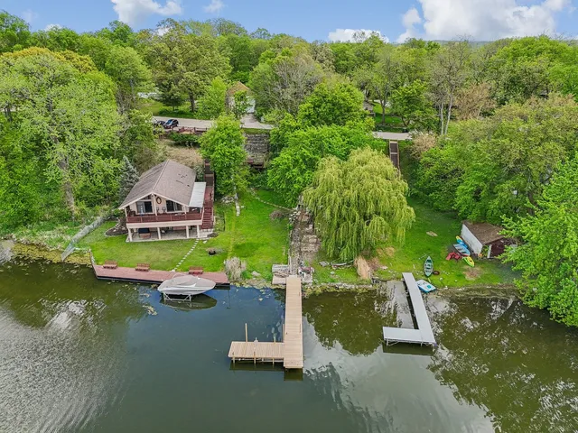 $299,000 | 26211 Spring Grove Road, Antioch, IL 60002