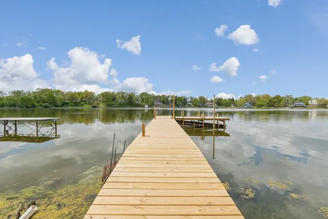 $299,000 | 26211 Spring Grove Road, Antioch, IL 60002