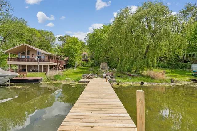 $299,000 | 26211 Spring Grove Road, Antioch, IL 60002