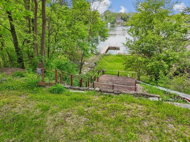 $299,000 | 26211 Spring Grove Road, Antioch, IL 60002