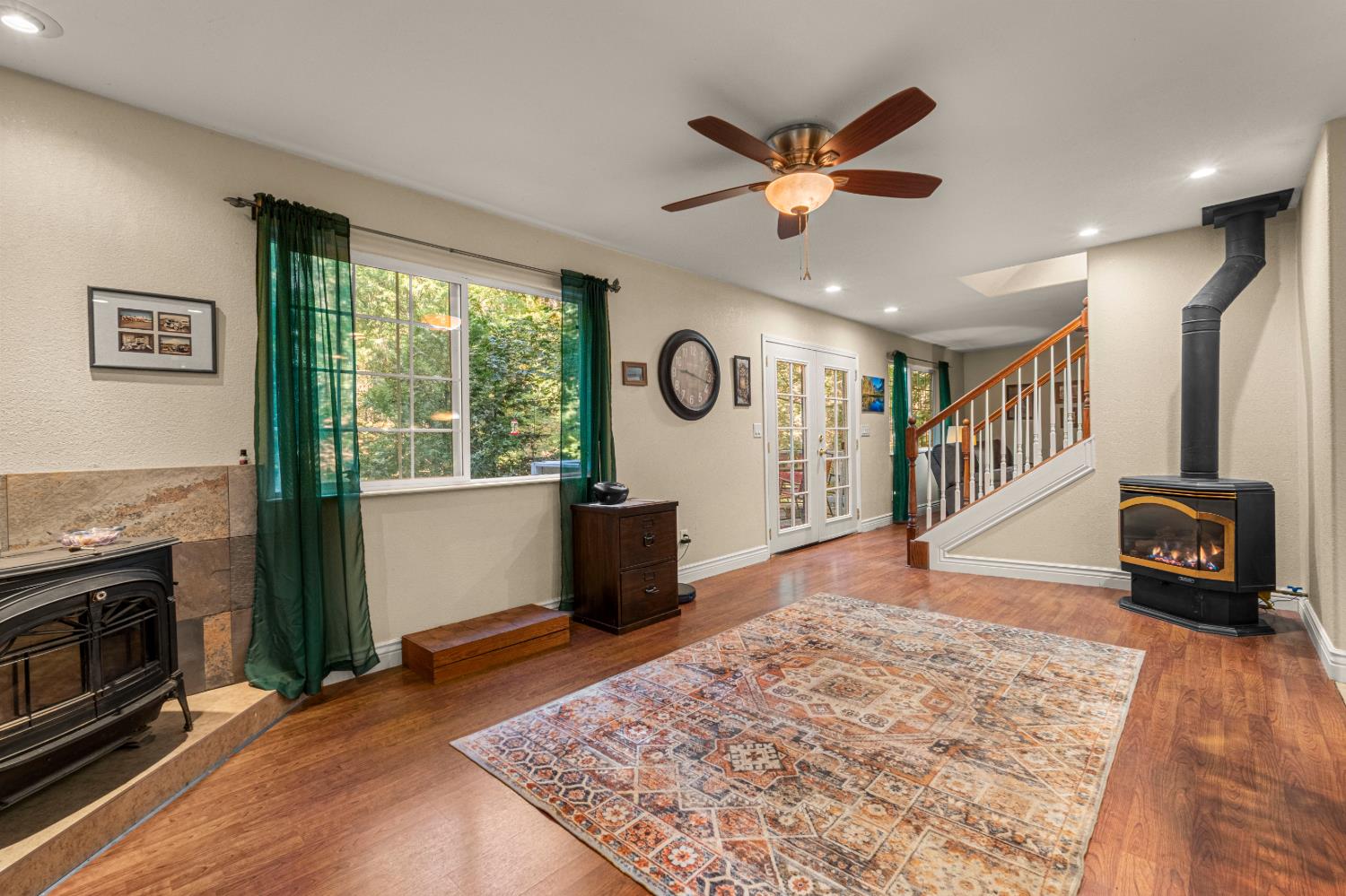 2296 Forebay Road Pollock Pines, CA 95726 - Photo 16 of 62 Family room, view window