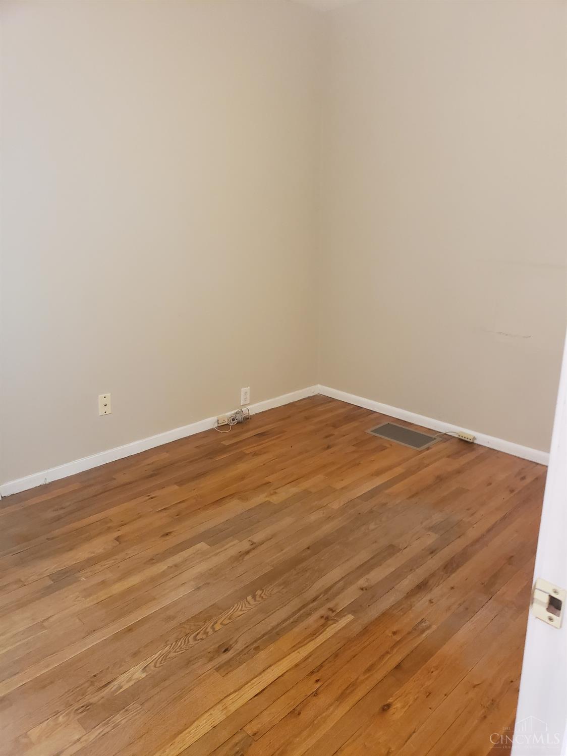 1130 8 Mile Road Cincinnati, OH 45255 - Photo 9 of 24