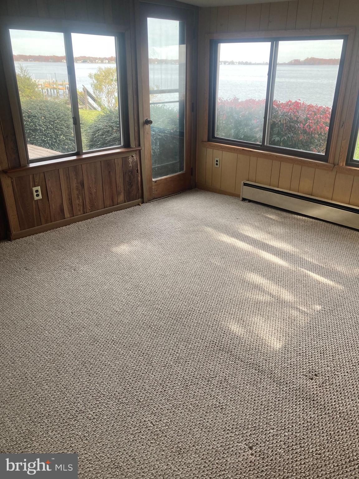 3911 Bayside Drive Edgewater, MD 21037 - Photo 25 of 28 Side door leading to expansive at-grade deck