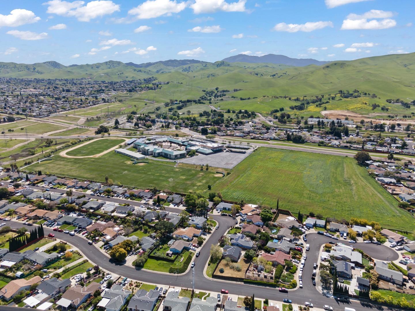 773 Andrea Way Pittsburg, CA 94565 - Photo 34 of 35 a view of a city with ocean view