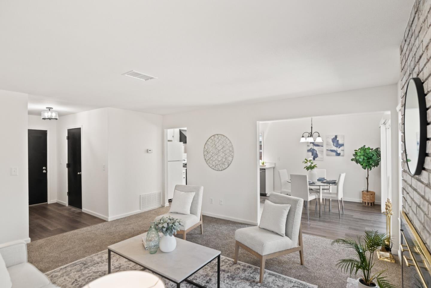 773 Andrea Way Pittsburg, CA 94565 - Photo 6 of 35 a living room with furniture