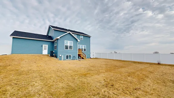 $475,000 | 219 Deer Run Trail, Poplar Grove, IL 61065