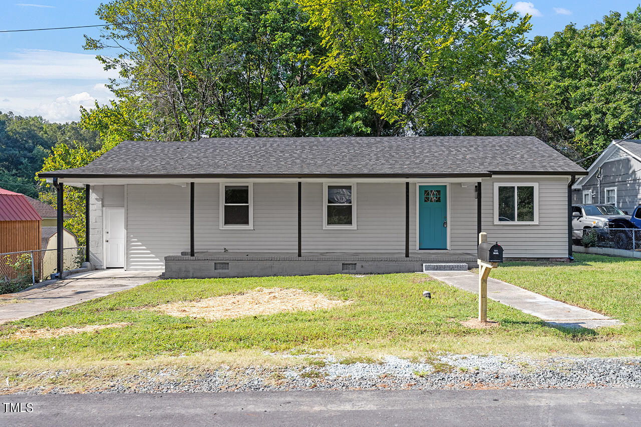 1018 McLaurin Avenue_01