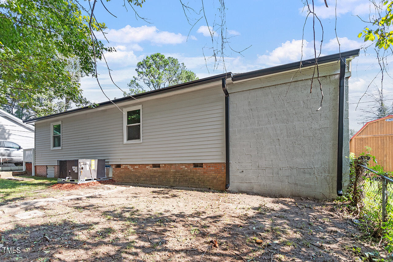 1018 McLaurin Avenue Durham, NC 27707 - Photo 35 of 36 1018 McLaurin Avenue_08