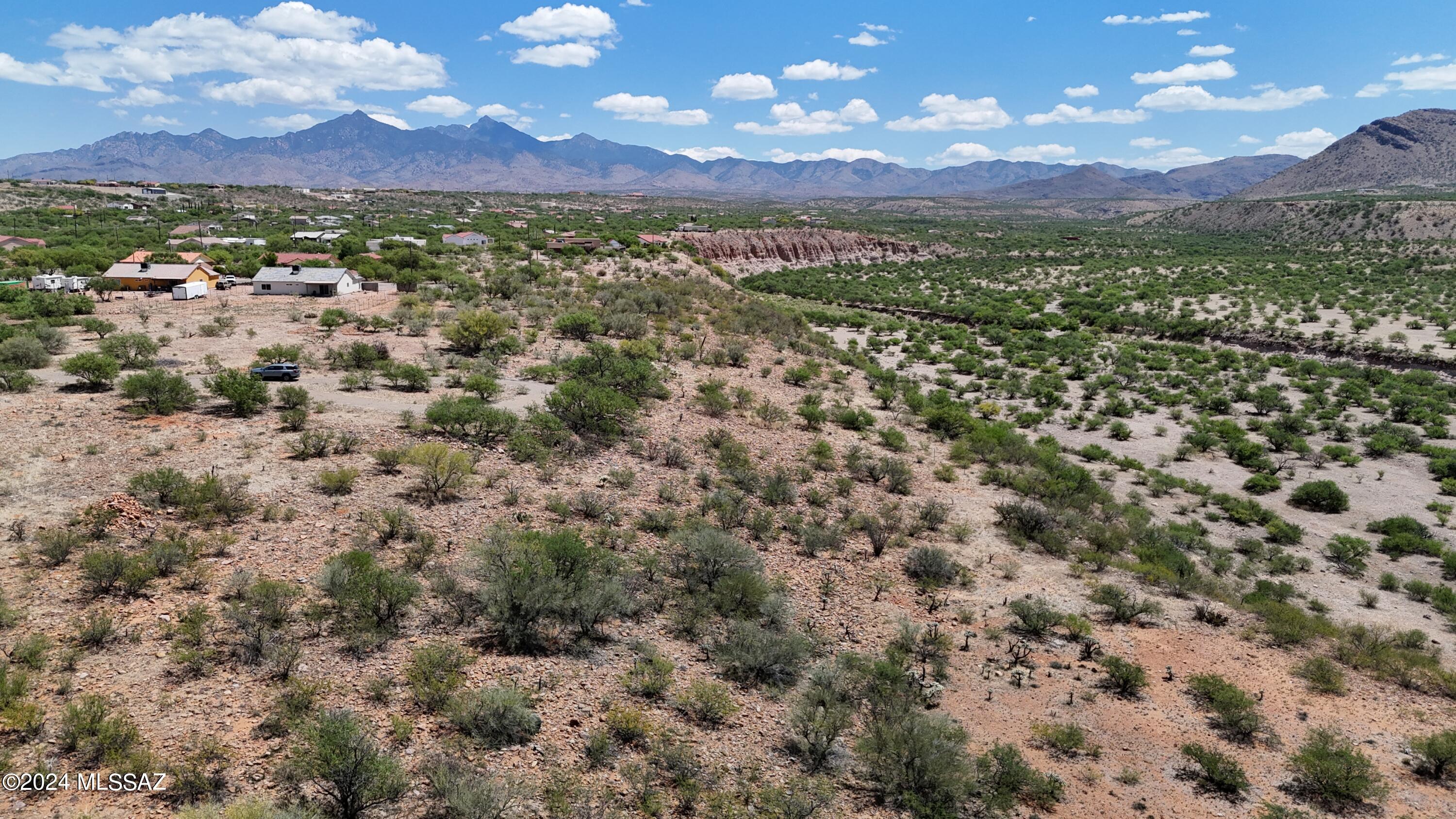 1796 Pillares Court, Unit 35 Rio Rico, AZ 85648 - Photo 8 of 10
