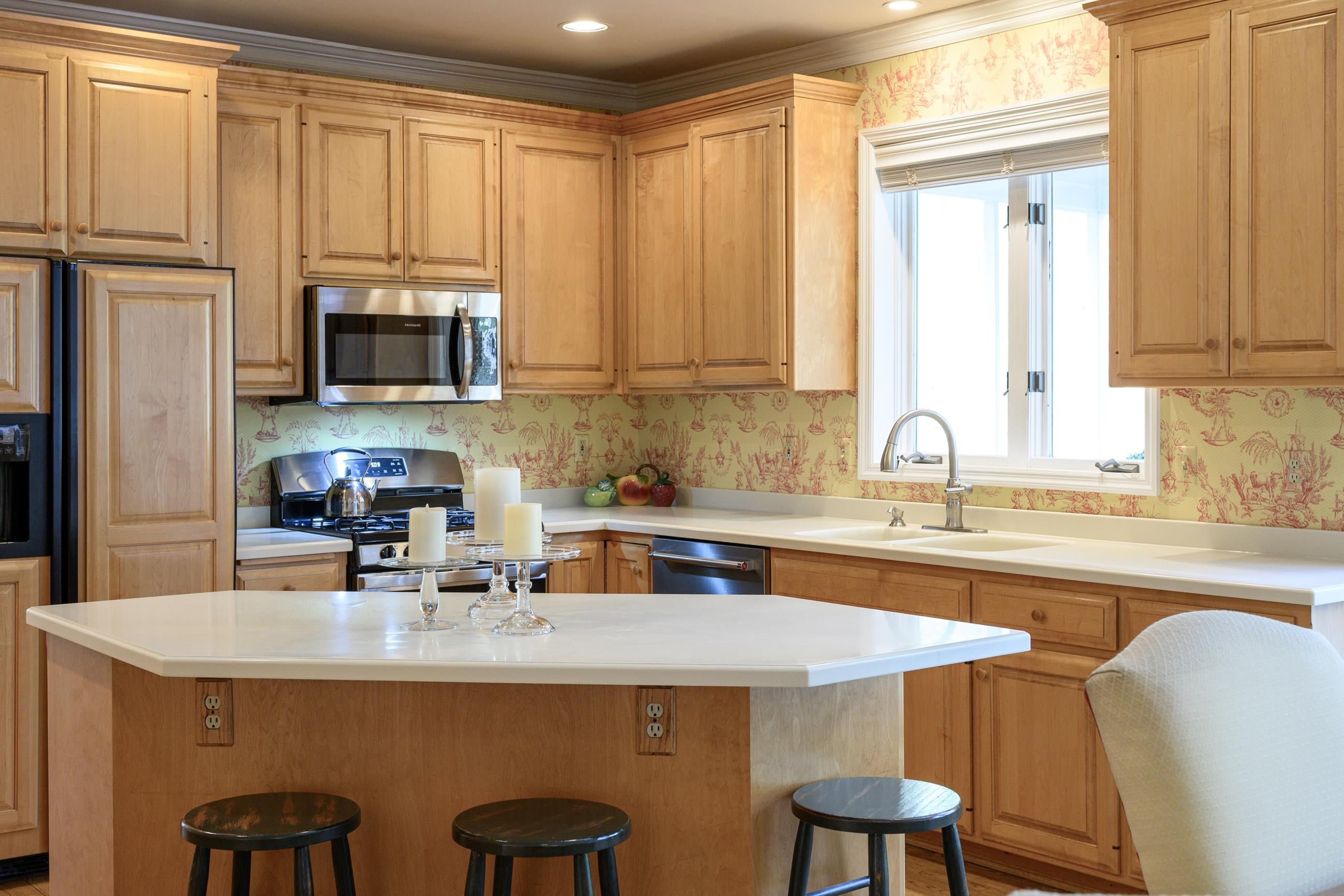 1429 Kings Lynn Road Stoughton, WI 53589 - Photo 27 of 80