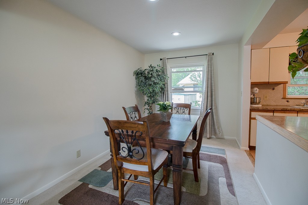 30425 Vineyard Road Willowick, OH 44095 - Photo 5 of 22 The Dining Room is located off the Kitchen and Family Room which features newer recessed cans and views of the side yard.