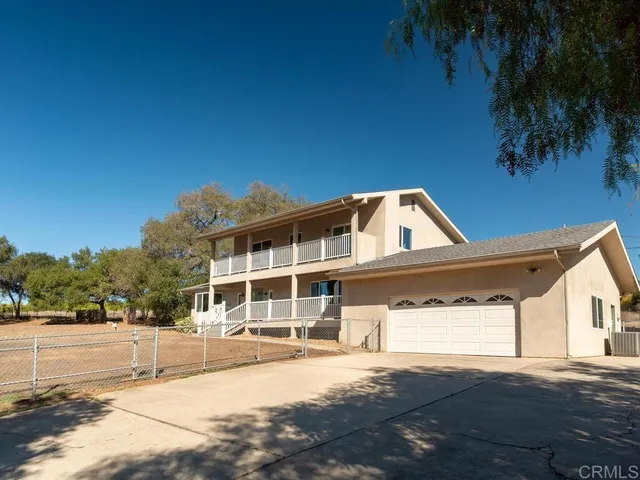 $985,000 | 2844 Live Oak Park Road, Fallbrook, CA 92028