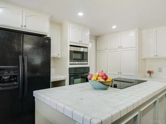 $985,000 | 2844 Live Oak Park Road, Fallbrook, CA 92028