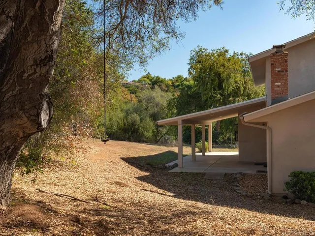 $929,000 | 2844 Live Oak Park Road, Fallbrook, CA 92028