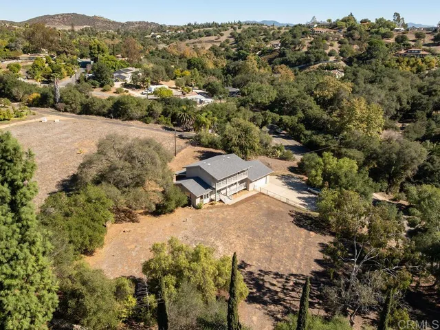 $985,000 | 2844 Live Oak Park Road, Fallbrook, CA 92028