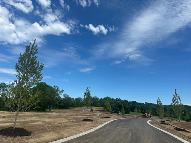 $519,900 | Lot 6 Copper Hill Drive, Parkville, MO 64152