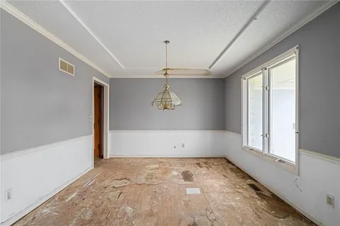 $269,000 | 7104 East 134th Terrace, Grandview, MO 64030