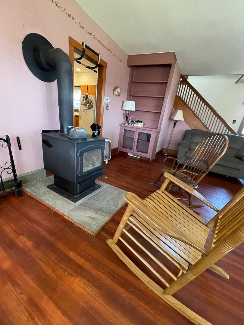 1733 Plock Road Dixon, IL 61021 - Photo 16 of 23 a living room with furniture and a window