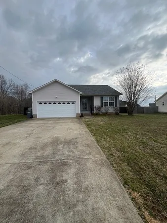 $1,700 | 308 Grant Avenue, Oak Grove, KY 42262