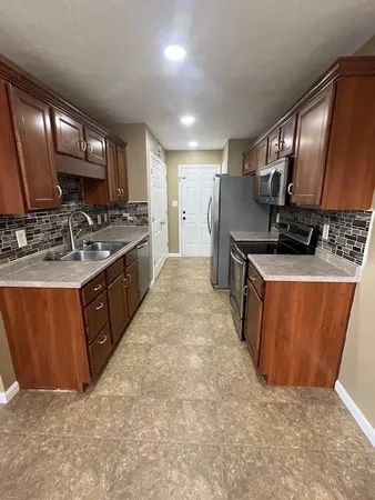 $1,700 | 308 Grant Avenue, Oak Grove, KY 42262