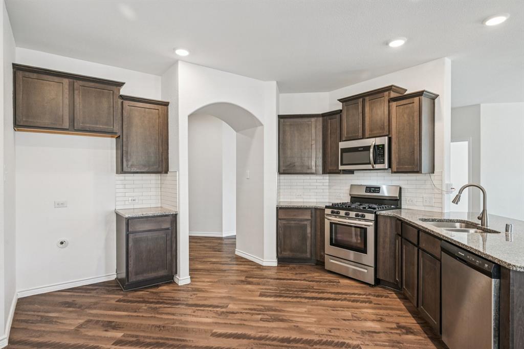 609 Bassett Hall Road Fate, TX 75189 - Photo 10 of 33