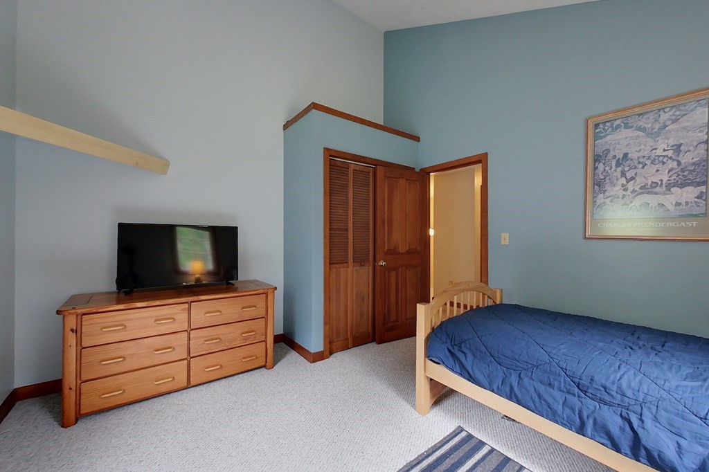 80 Tyler Road Townsend, MA 01469 - Photo 27 of 42