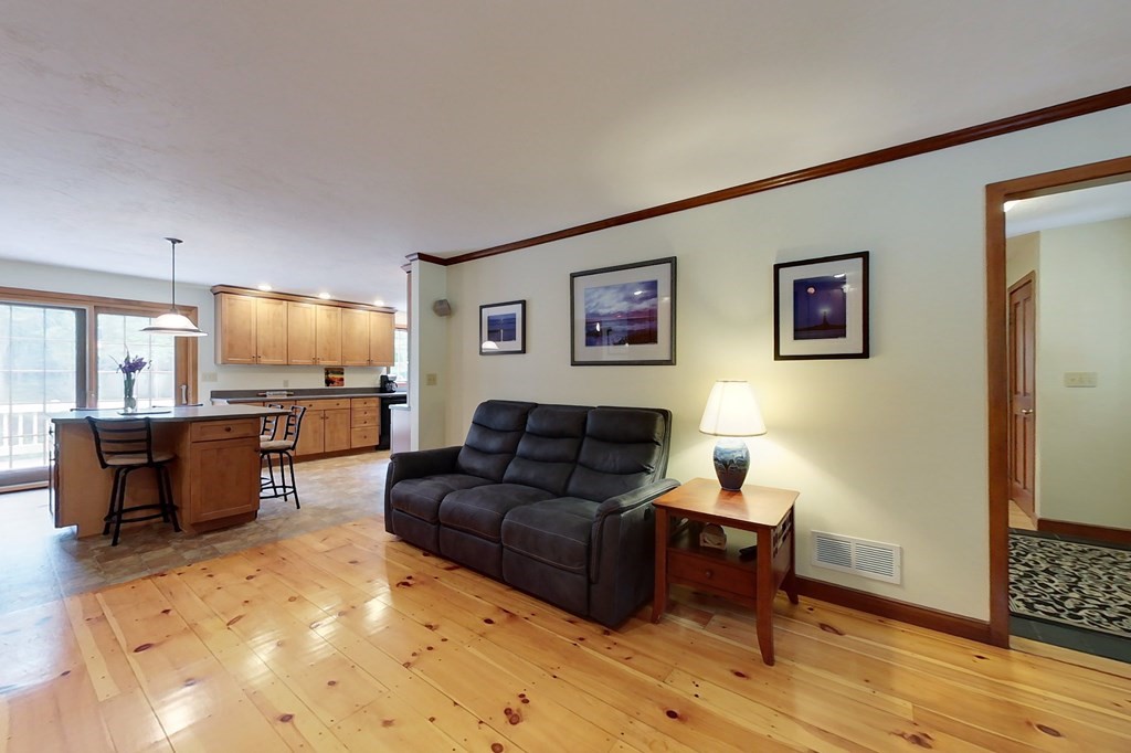 80 Tyler Road Townsend, MA 01469 - Photo 7 of 42
