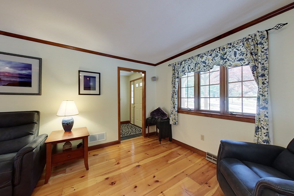 80 Tyler Road Townsend, MA 01469 - Photo 9 of 42