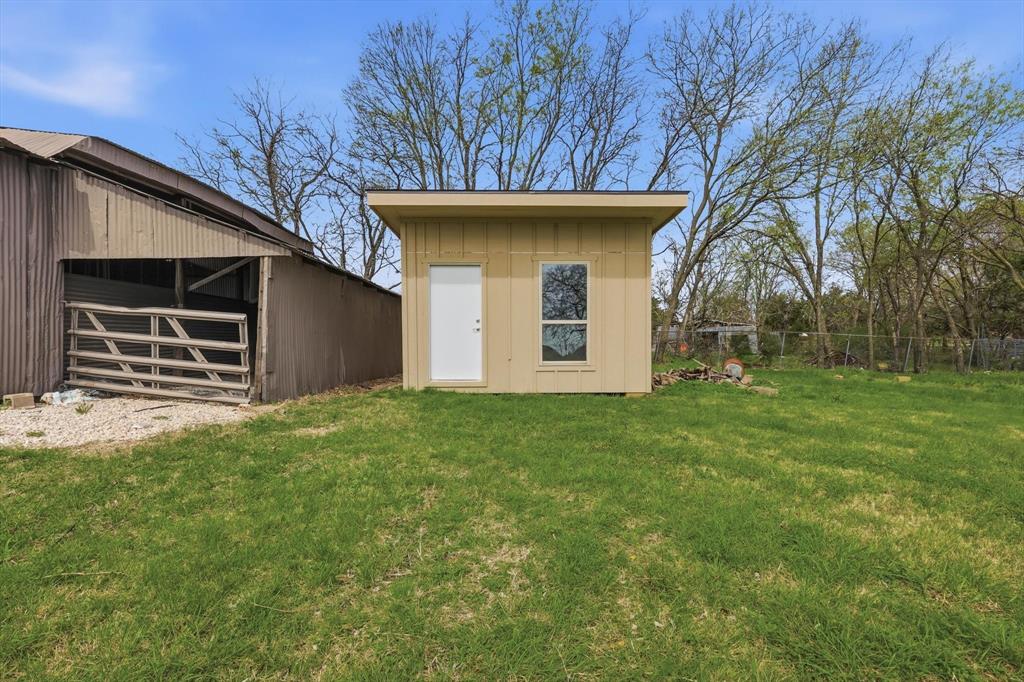 3913 Hickox Road Rowlett, TX 75089 - Photo 27 of 32