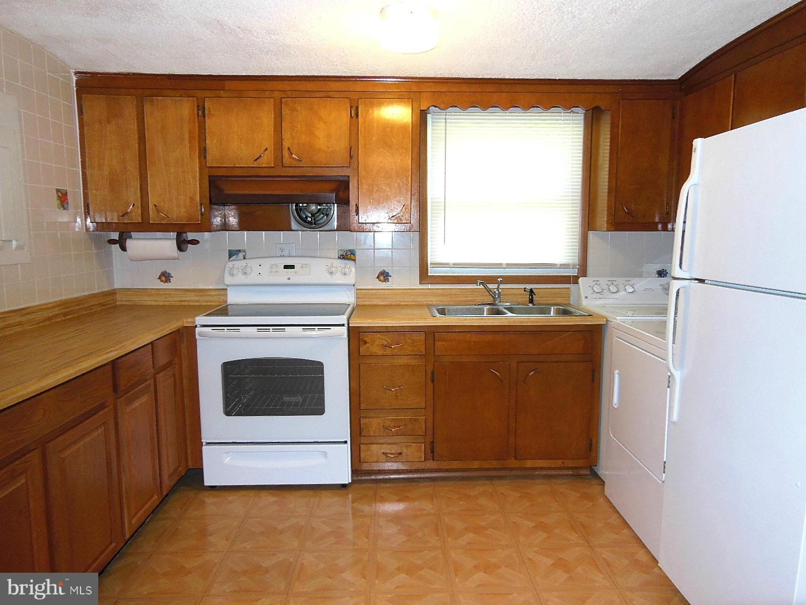 115 South Tollgate Road Owings Mills, MD 21117 - Photo 18 of 30 Kitchen