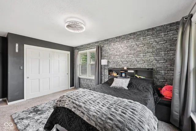 $380,000 | 135 Westmoor Drive, Lebanon, IN 46052