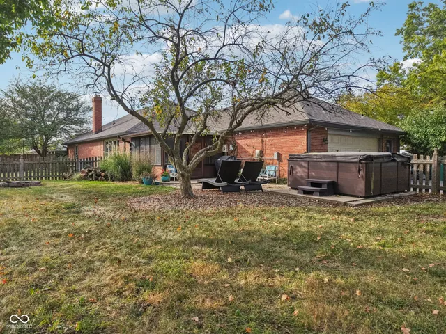 $380,000 | 135 Westmoor Drive, Lebanon, IN 46052