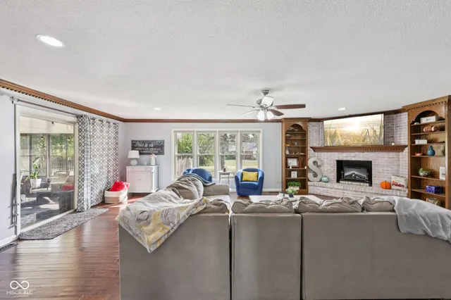 $380,000 | 135 Westmoor Drive, Lebanon, IN 46052