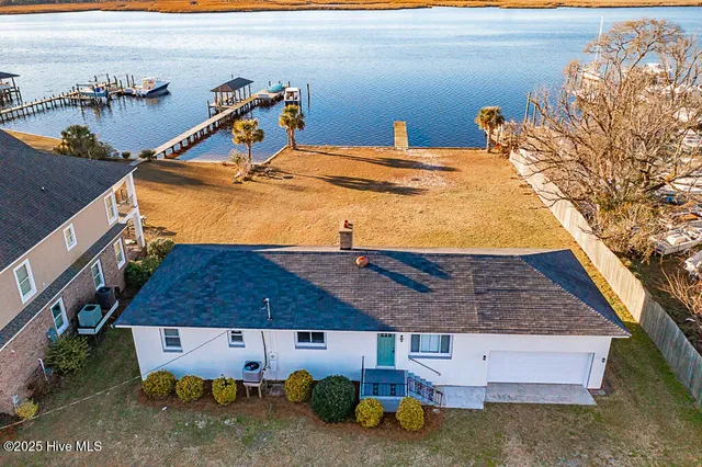 $775,000 | 304 Madam Moores Lane, New Bern, NC 28562