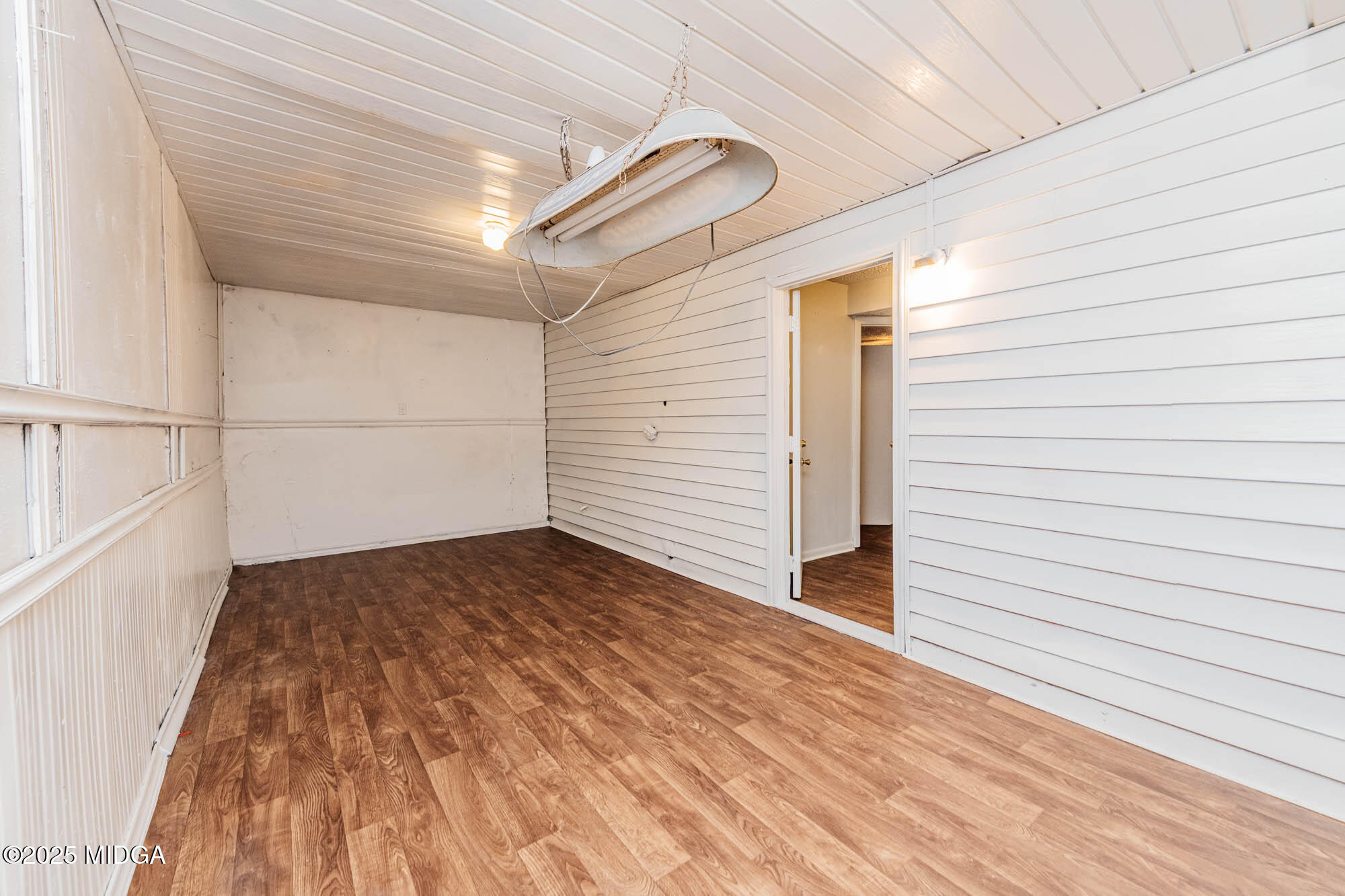 125 Suzanne Drive Warner Robins, GA 31093 - Photo 47 of 50 a view of a small space