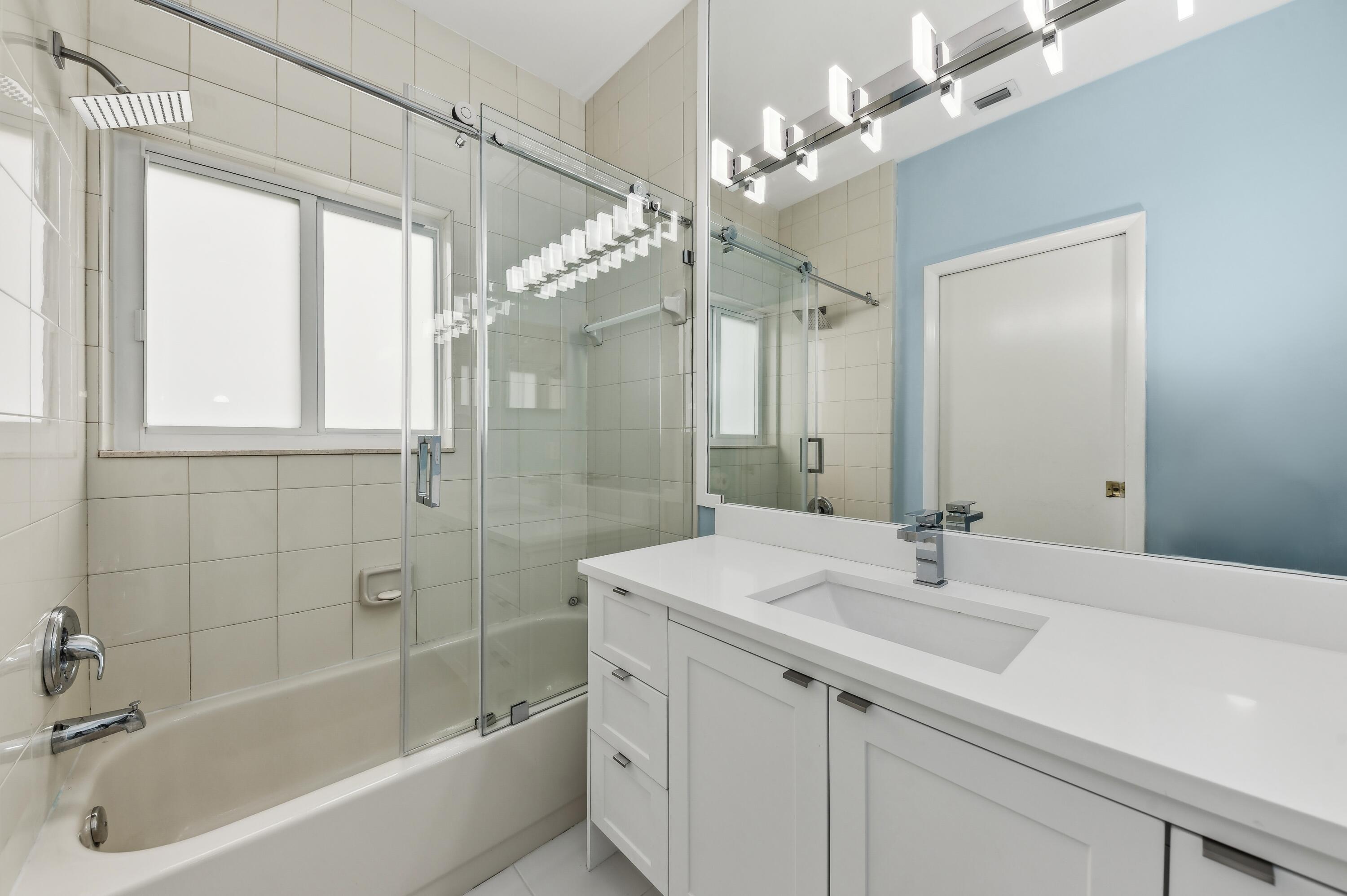 17296 Northway Circle Boca Raton, FL 33496 - Photo 15 of 20 18_17296-Northway-Circle_Bathroom_Print
