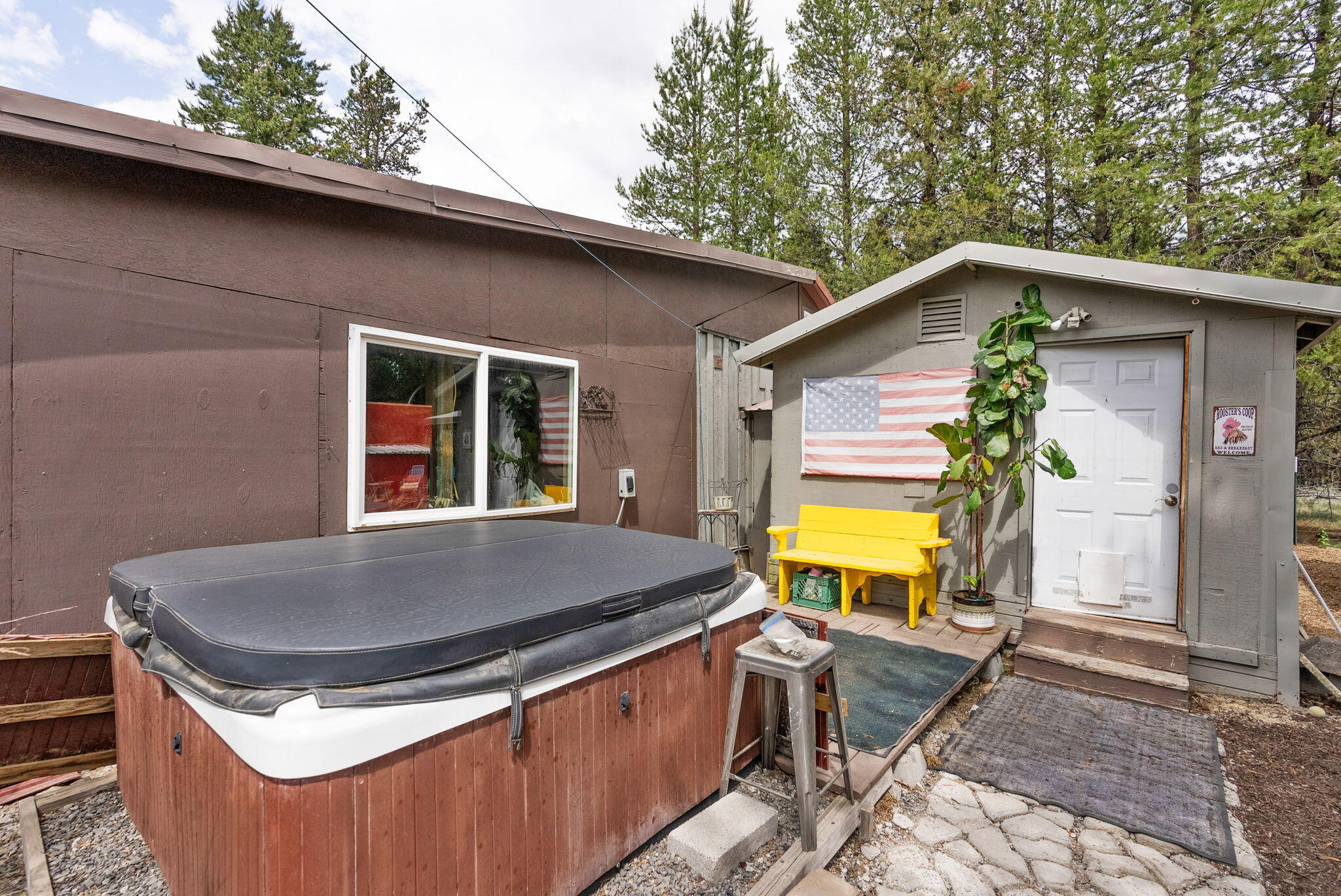 52250 Caribou Road La Pine, OR 97739 - Photo 31 of 50 Backyard. Door to Kitchen.