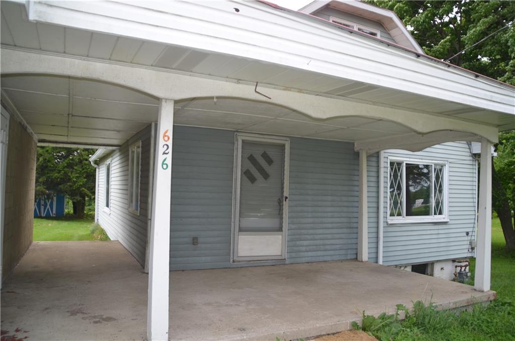 626 Patterson Road Apollo, PA 15613 - Photo 3 of 25 a front view of a house with garden
