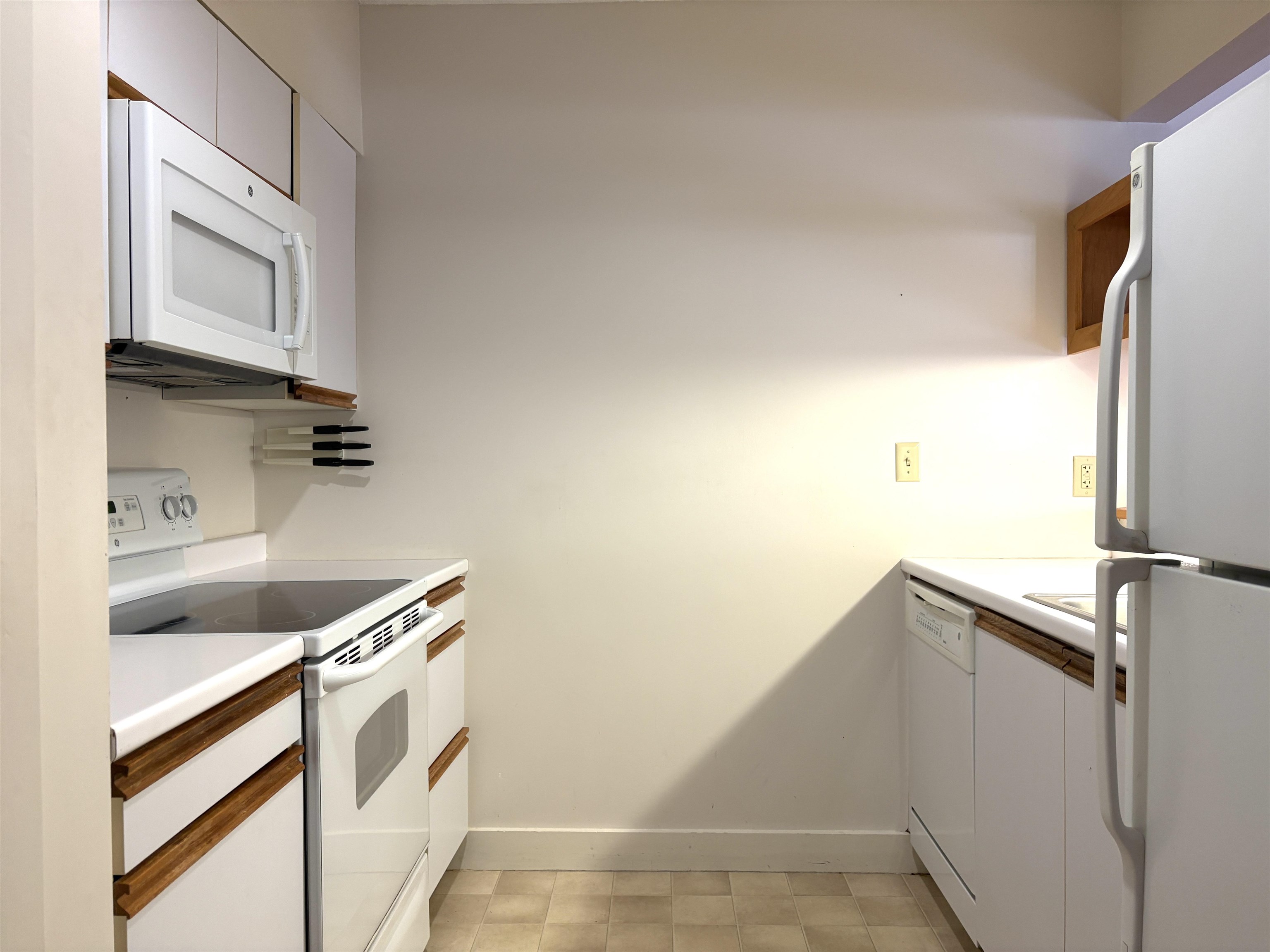 53 Lyme Road, Unit 5 Hanover, NH 03755 - Photo 7 of 11
