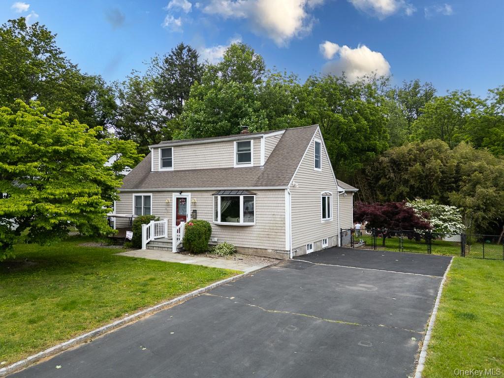 22 Oakbrook Road Ossining, NY 10562 - Photo 5 of 47