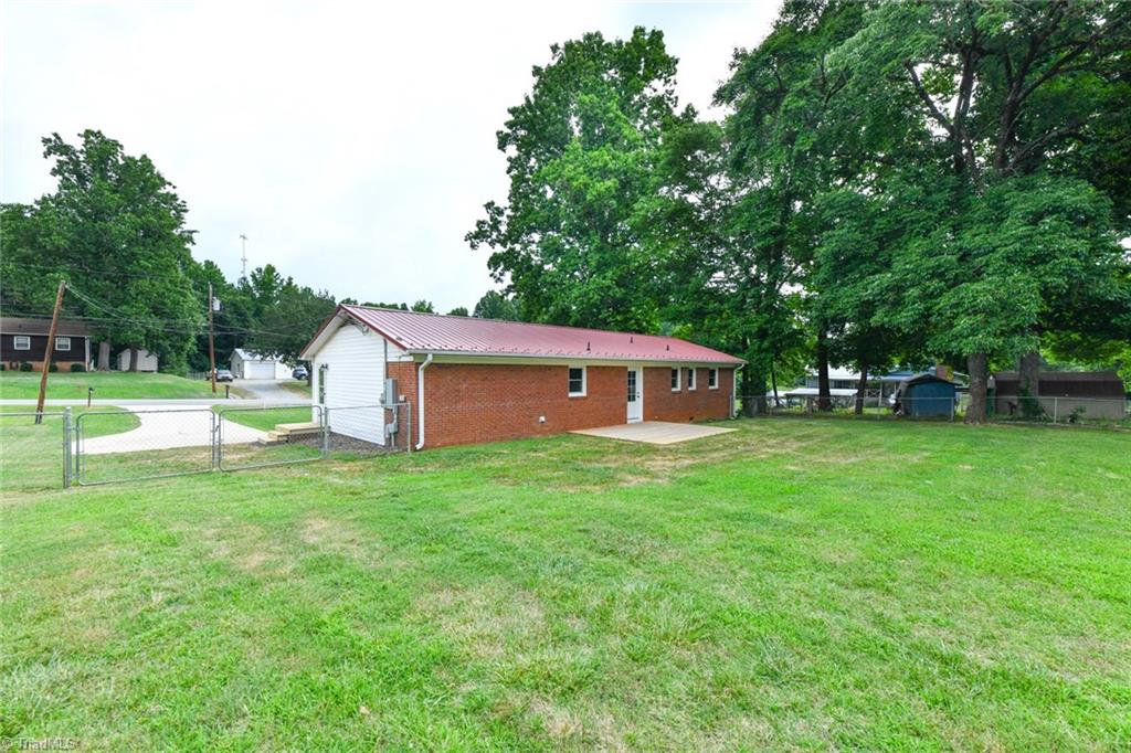 7113 Tree Hollow Road Thomasville, NC 27360 - Photo 22 of 25 Gallery Image 22