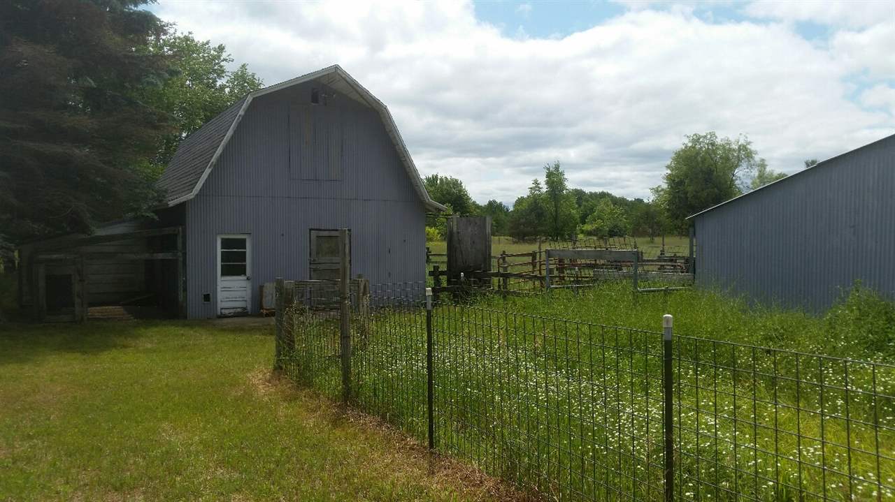 5395 North 7 Road Mesick, MI 49668 - Photo 27 of 31 1803204-28.JPG